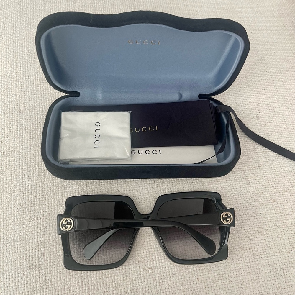 Gucci Oversized Sunglasses GG0876S — BRAND NEW